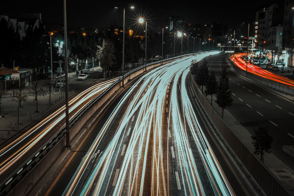 Maximale Busgeschwindigkeit auf der Autobahn