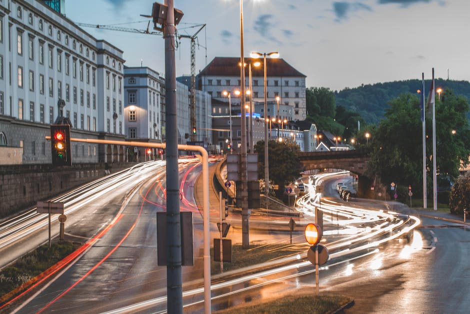 Geschwindigkeitsbegrenzung für Wohnwagen in Österreich